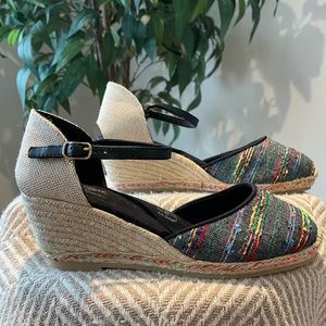 Soft Style by Hush Puppies | Black Fringe Canvas Pepin Wedge Sandal Size 7